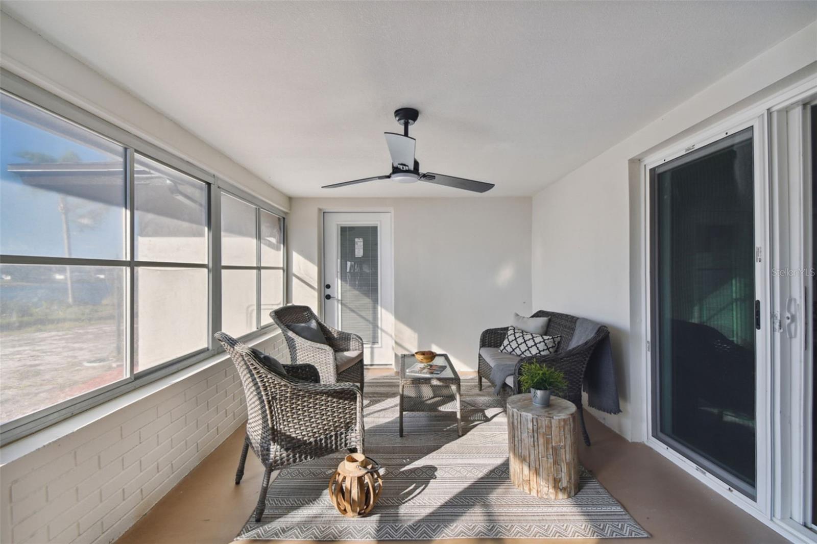 570 CASLER AVE, CLEARWATER, FL — photo 56