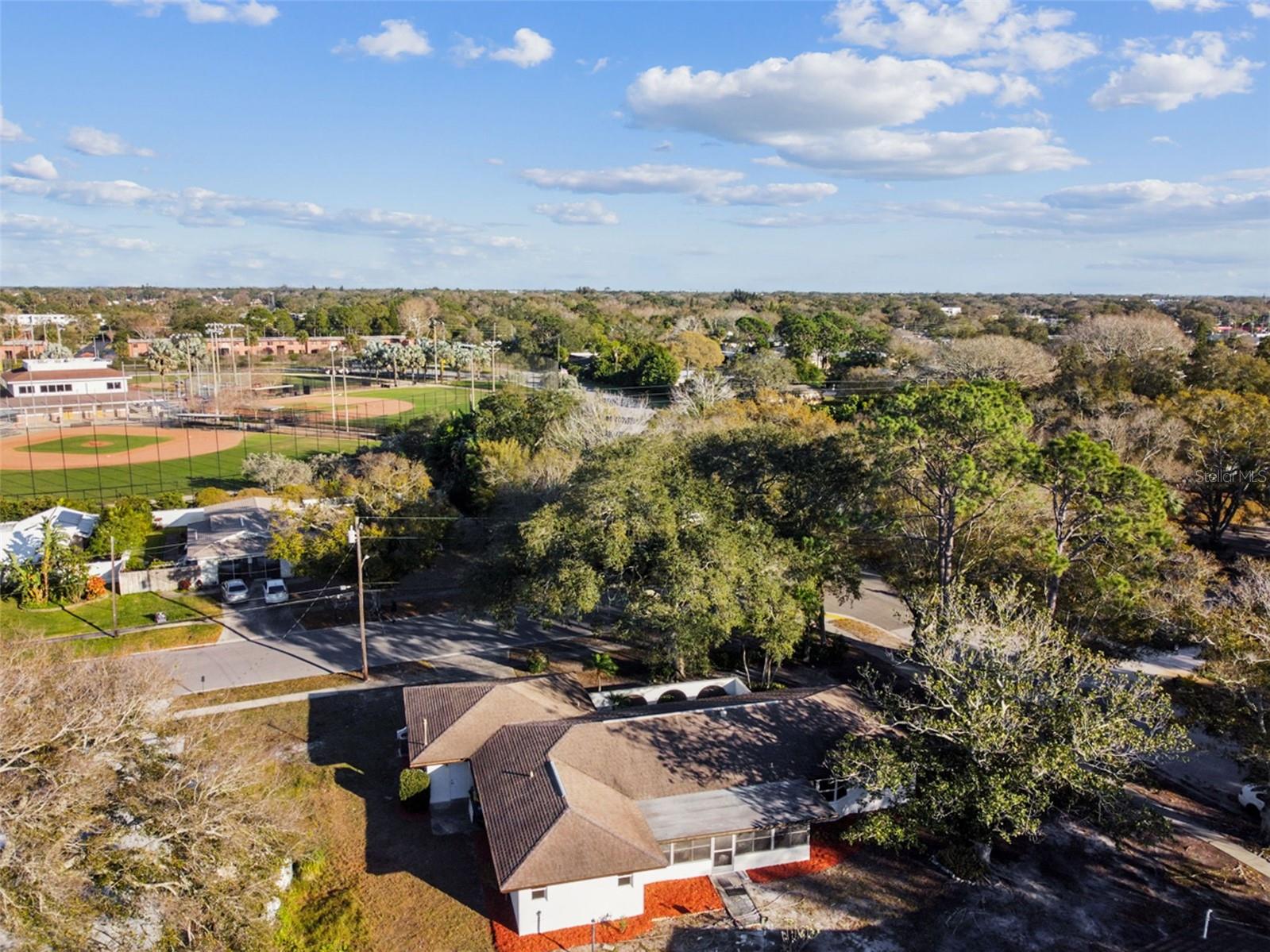 570 CASLER AVE, CLEARWATER, FL — photo 82