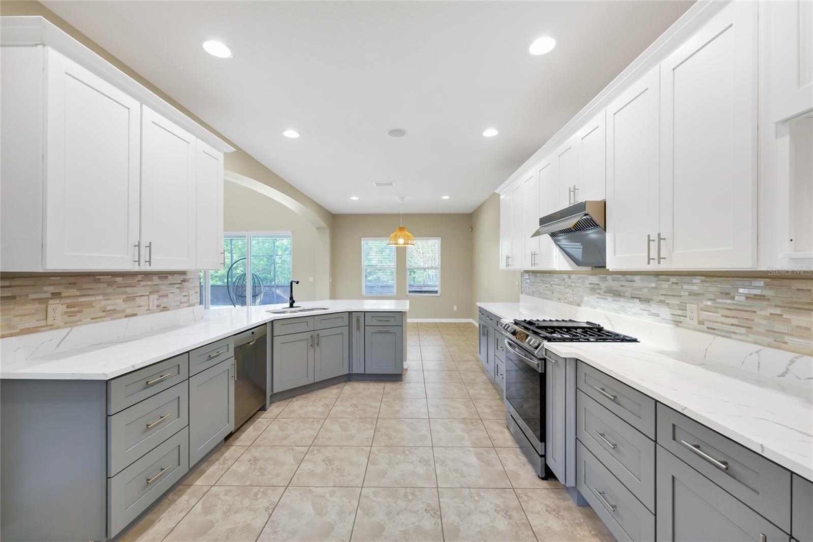 15558 SANDFIELD LOOP, WINTER GARDEN, FL — photo 3