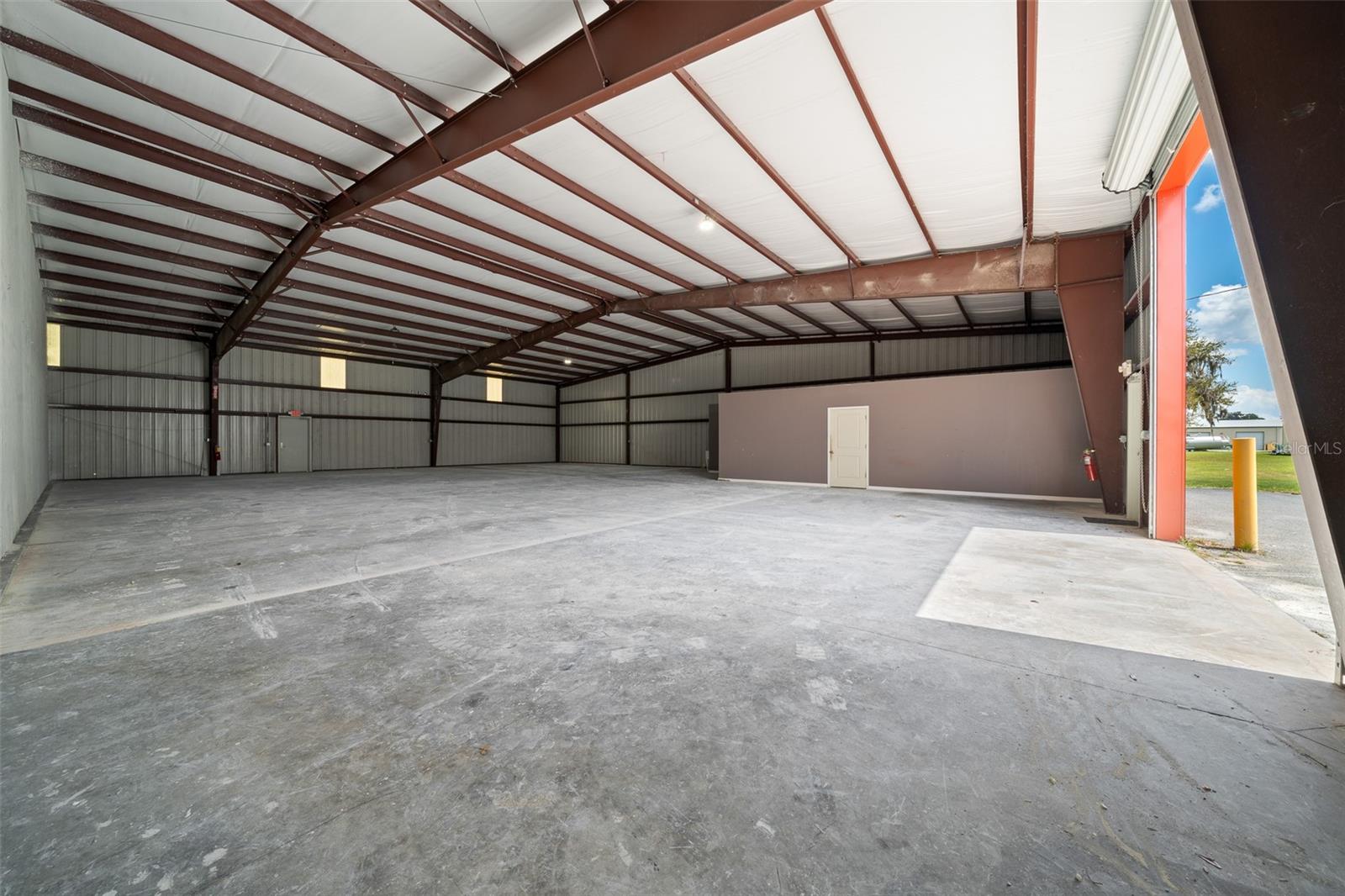 3073 NE 37TH PL, WILDWOOD, FL — photo 12
