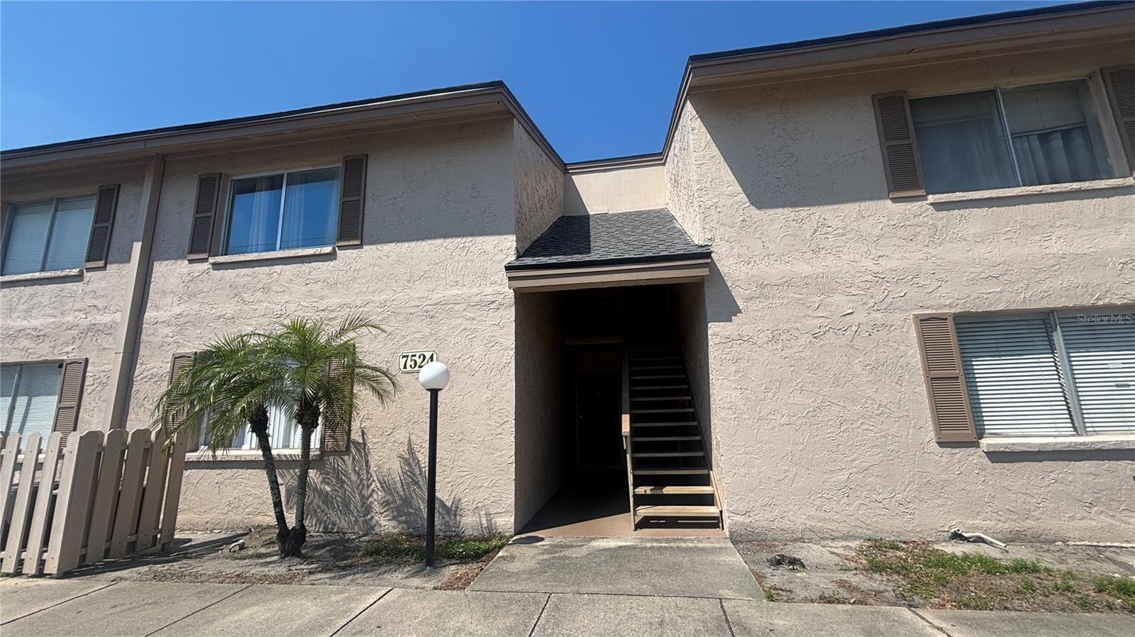7524 NEEDLE LEAF PL #32, TAMPA, FL — photo 2