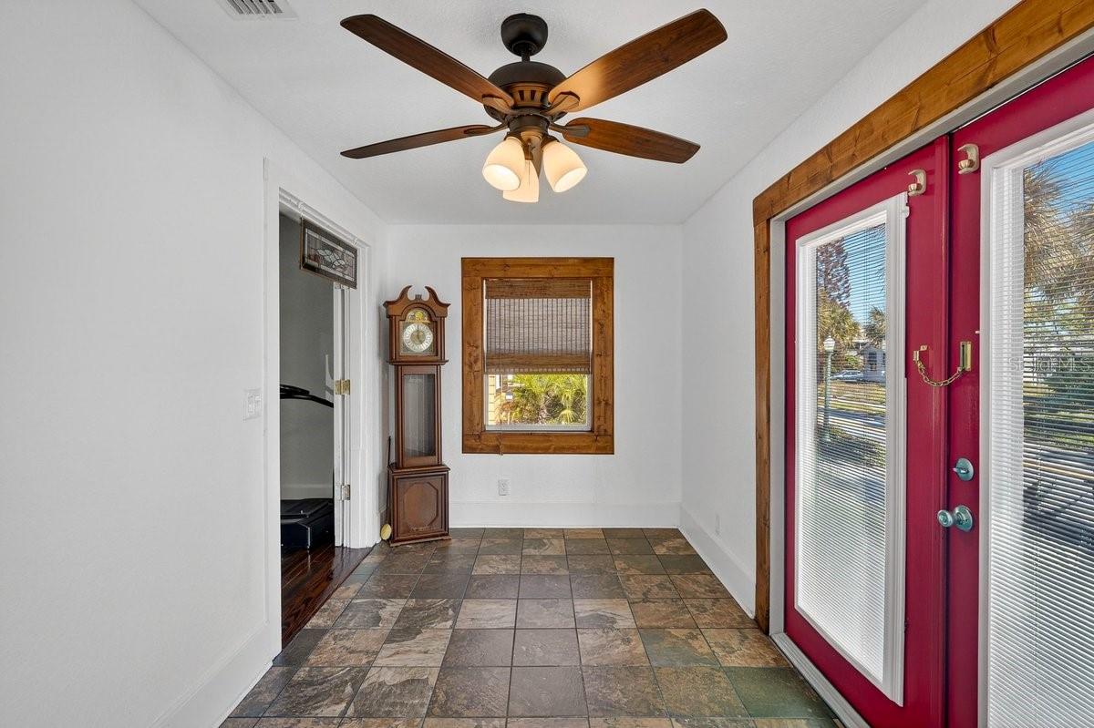 112 S OLEANDER AVE, DAYTONA BEACH, FL — photo 32