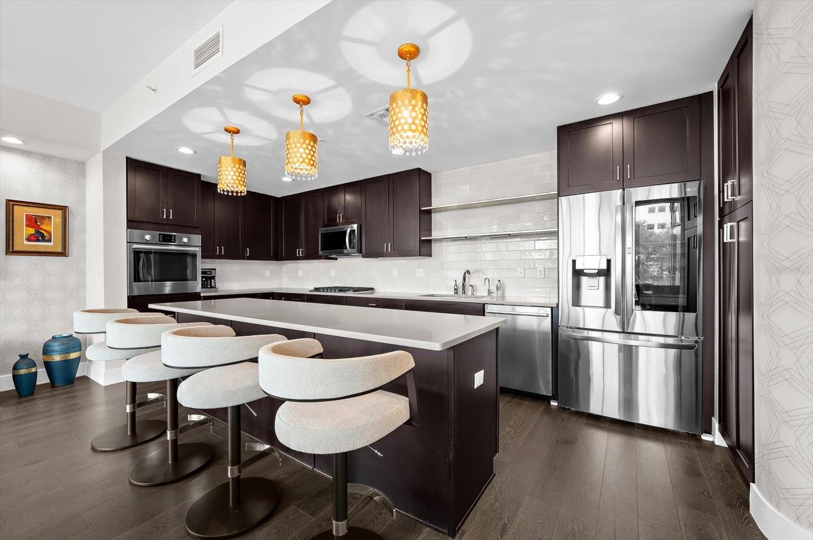 176 4TH AVE NE #201, ST PETERSBURG, FL — photo 31
