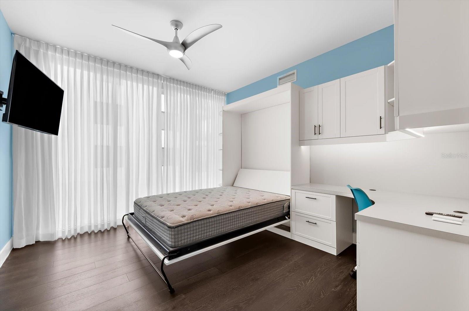 176 4TH AVE NE #201, ST PETERSBURG, FL — photo 37