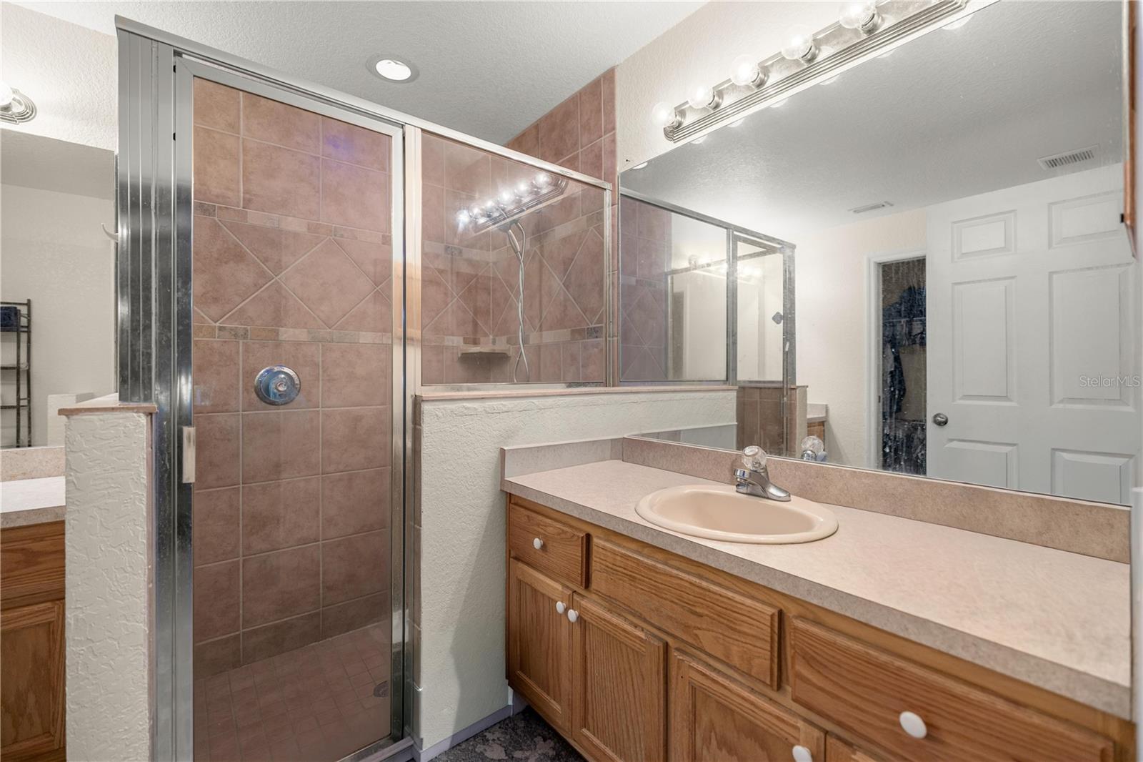 2635 NE 7TH ST #102, OCALA, FL — photo 9