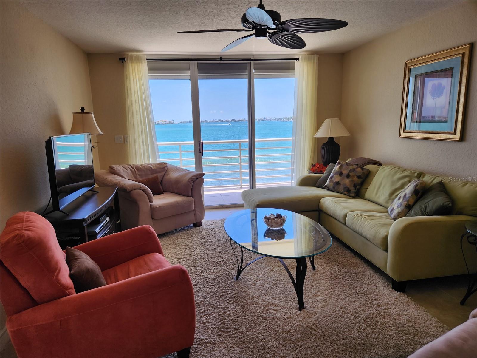 6105 BAHIA DEL MAR CIR #283, ST PETERSBURG, FL — photo 3
