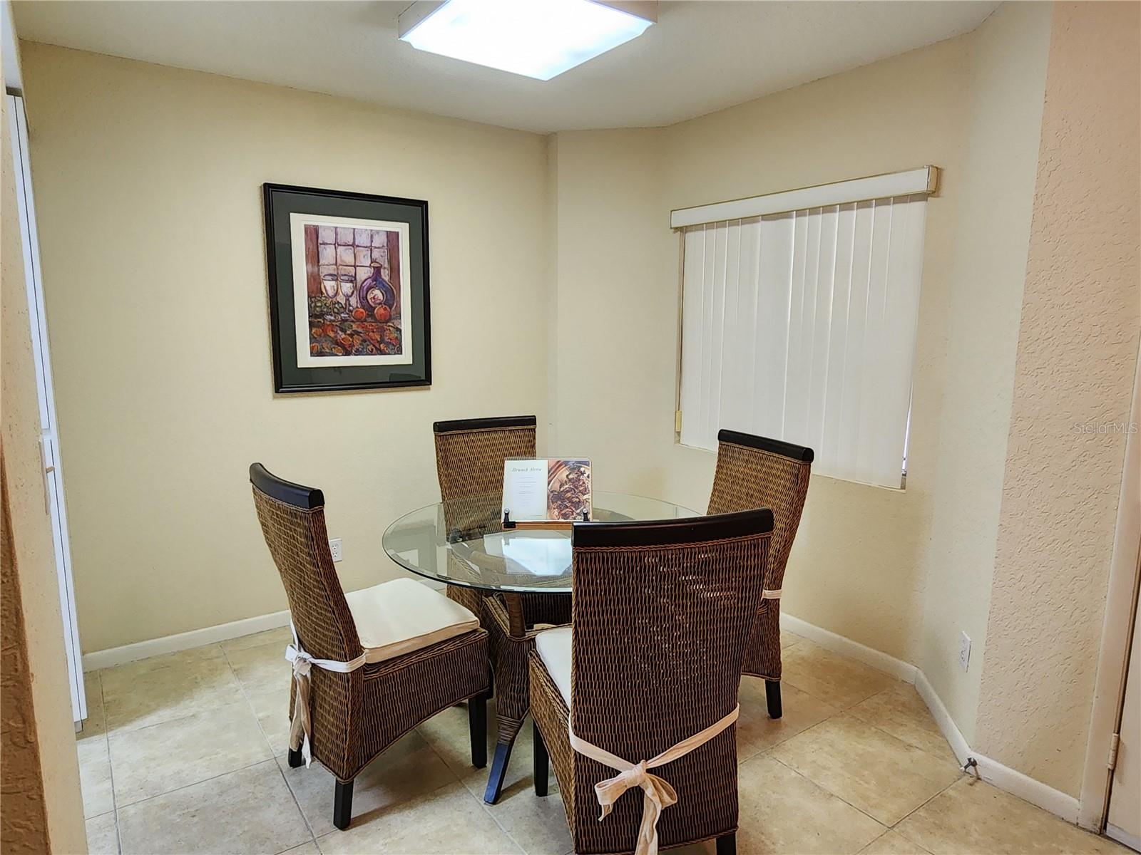 6105 BAHIA DEL MAR CIR #283, ST PETERSBURG, FL — photo 9