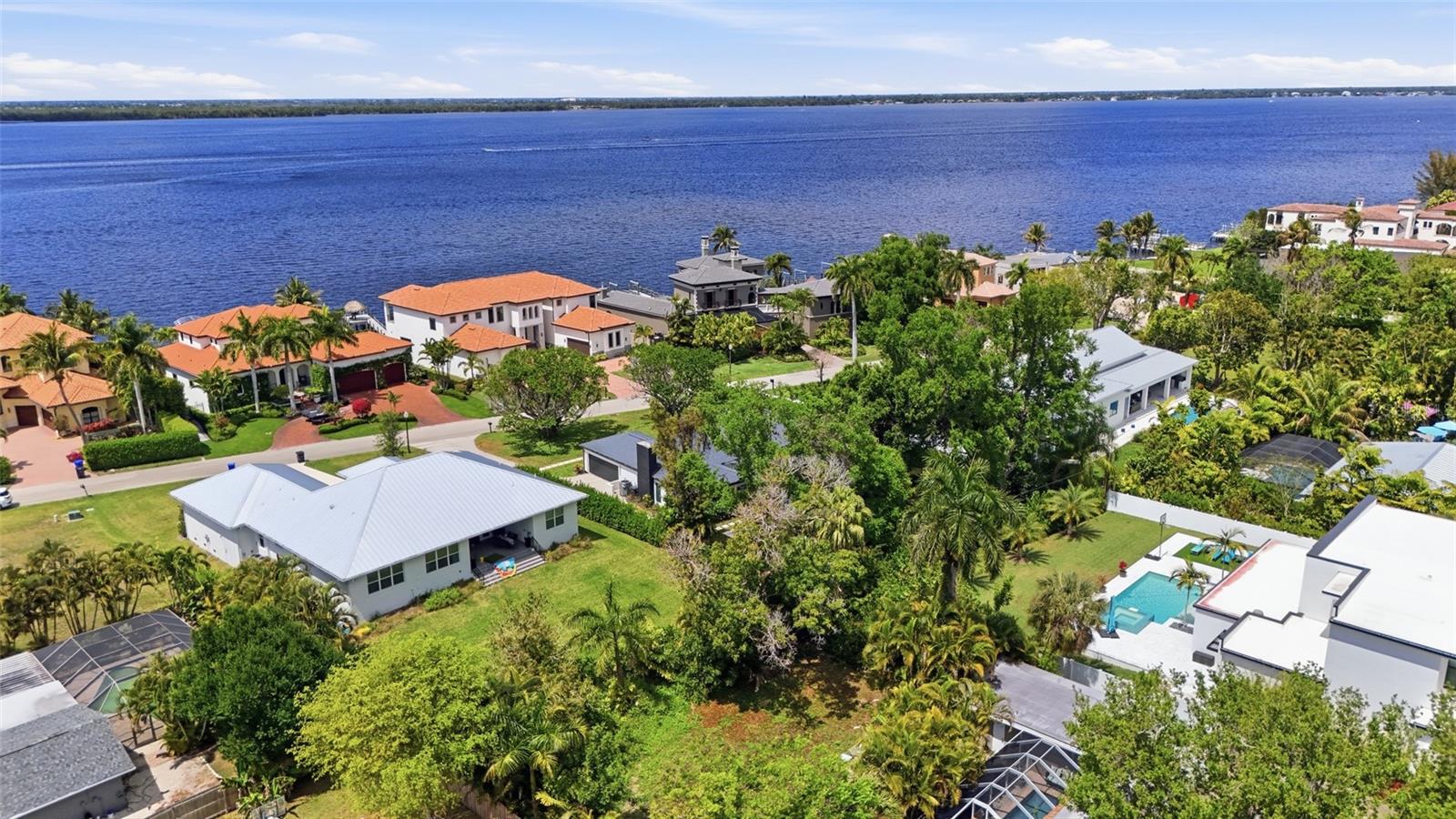 3931 W RIVERSIDE DR, FORT MYERS, FL — photo 49