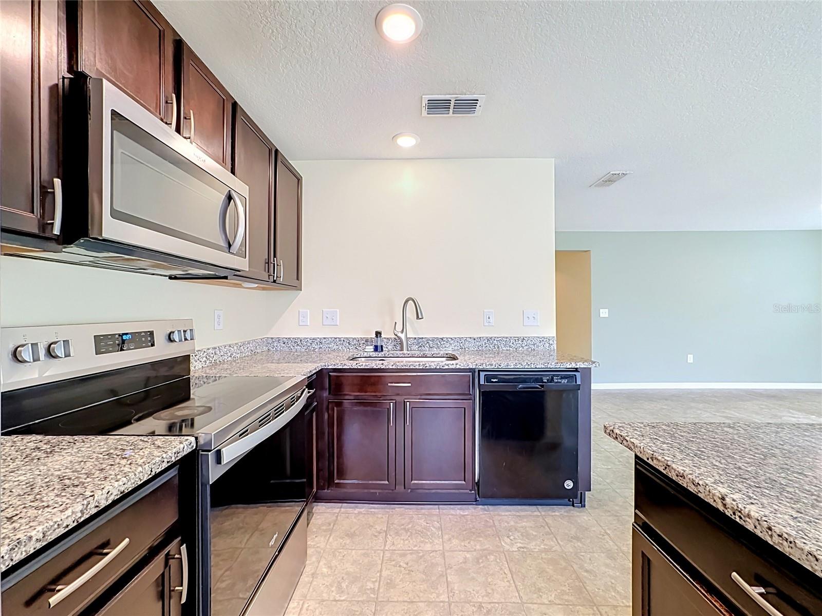 10624 MASSIMO DR, WIMAUMA, FL — photo 10