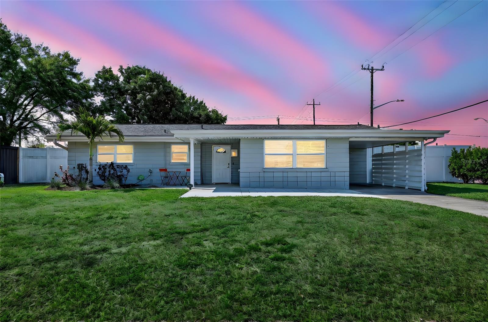 2806 UPPER TANGELO DR, SARASOTA, FL