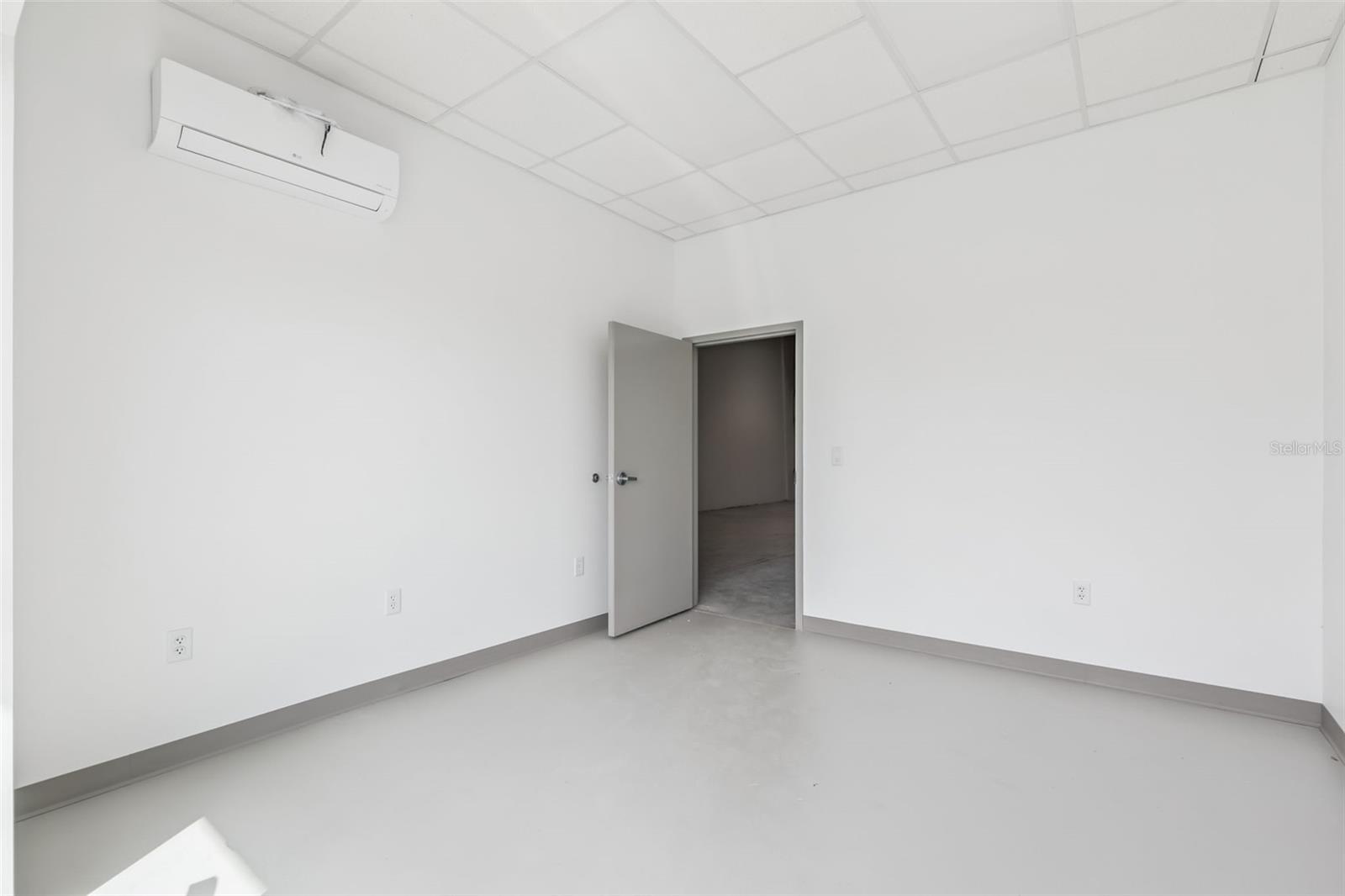7124 SAMPEY RD #105, GROVELAND, FL — photo 21