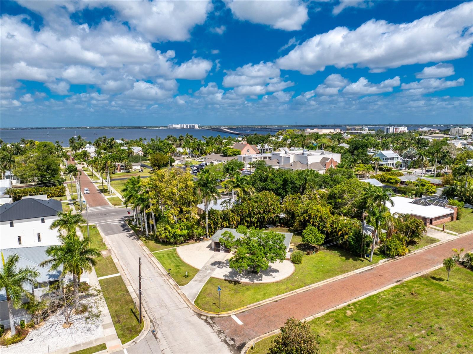 312 MCGREGOR ST, PUNTA GORDA, FL — photo 39