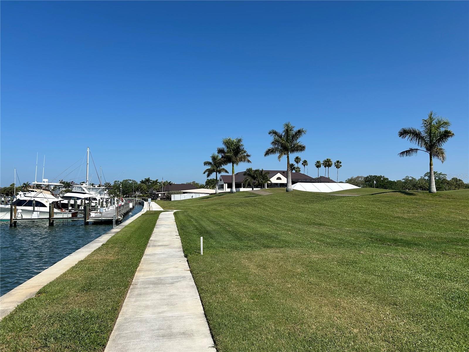 6260 KIPPS COLONY CT #203, GULFPORT, FL — photo 52
