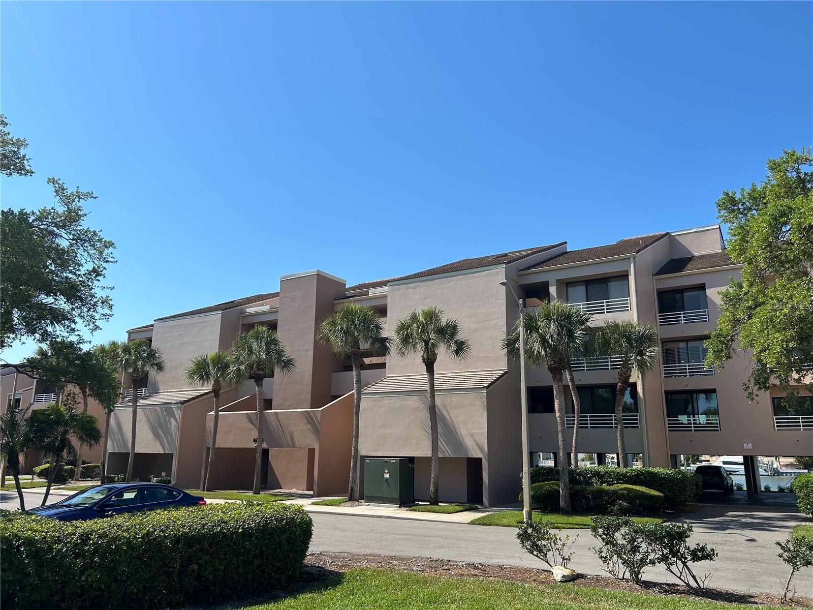 6260 KIPPS COLONY CT #203, GULFPORT, FL — photo 57