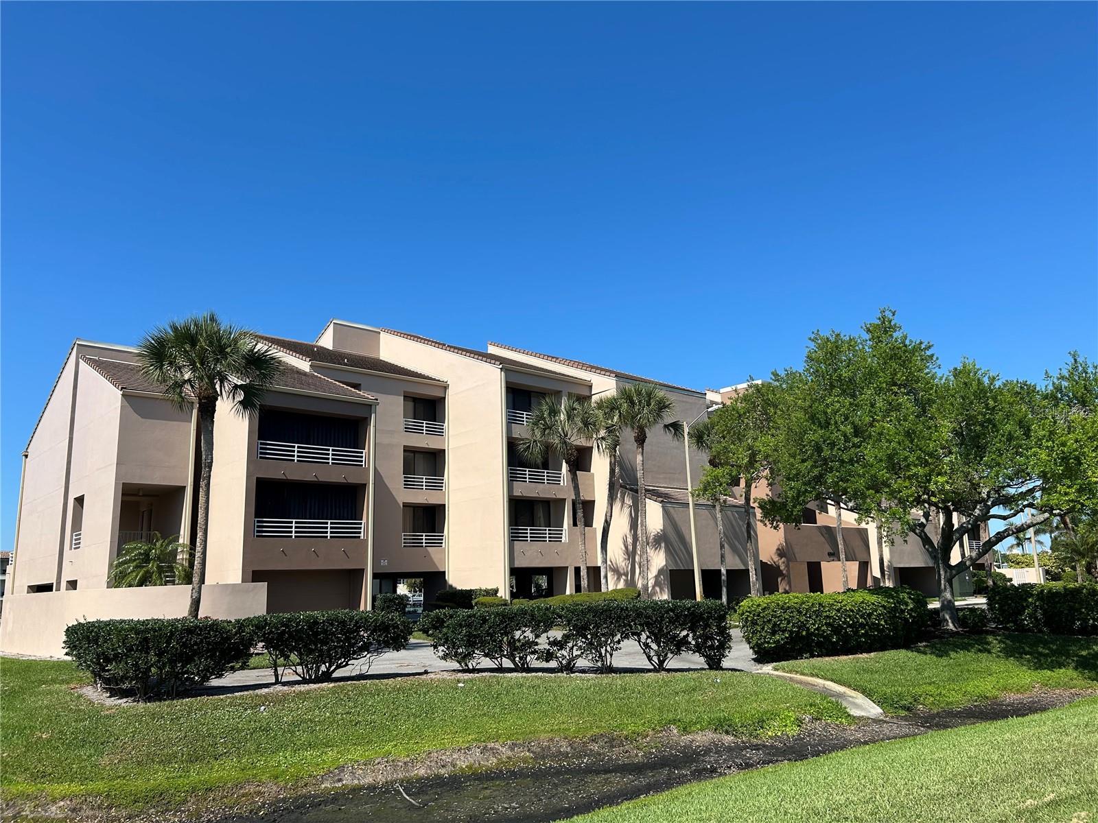 6260 KIPPS COLONY CT #203, GULFPORT, FL — photo 59