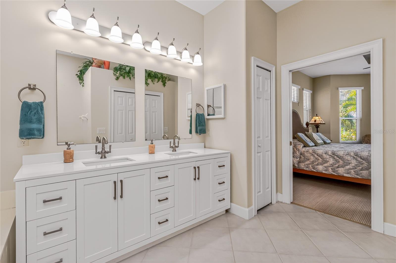 3337 SUNSET KEY CIR, PUNTA GORDA, FL — photo 24