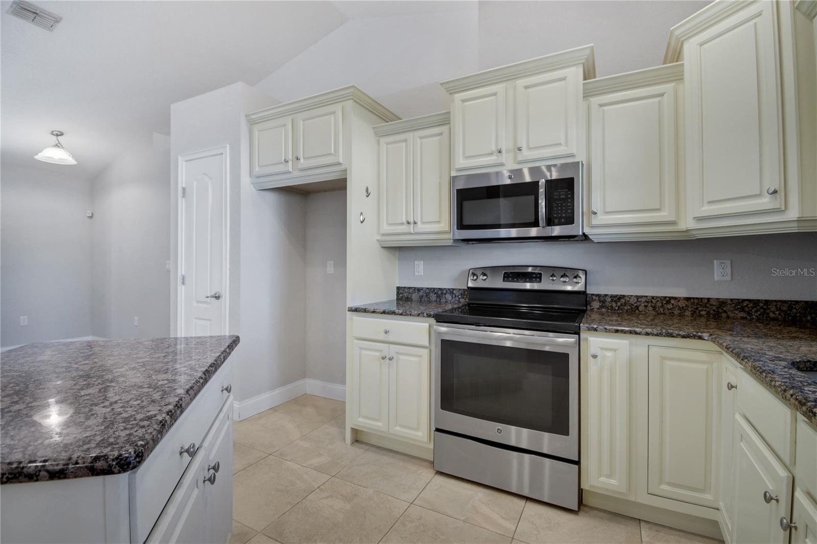 159 ULYSSES TRL, PALM COAST, FL — photo 6