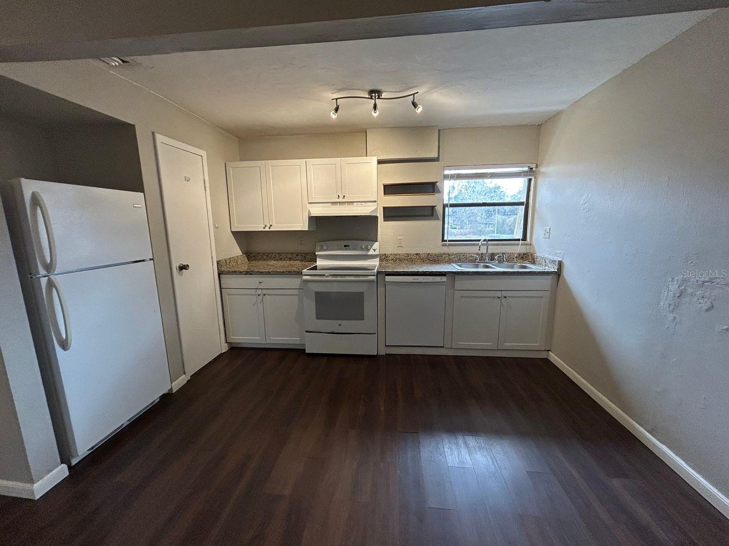 2811 SW ARCHER RD #C-18, GAINESVILLE, FL — photo 7