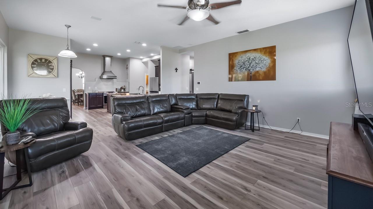 7351 SPRING MOUNTAIN LN, YALAHA, FL — photo 41