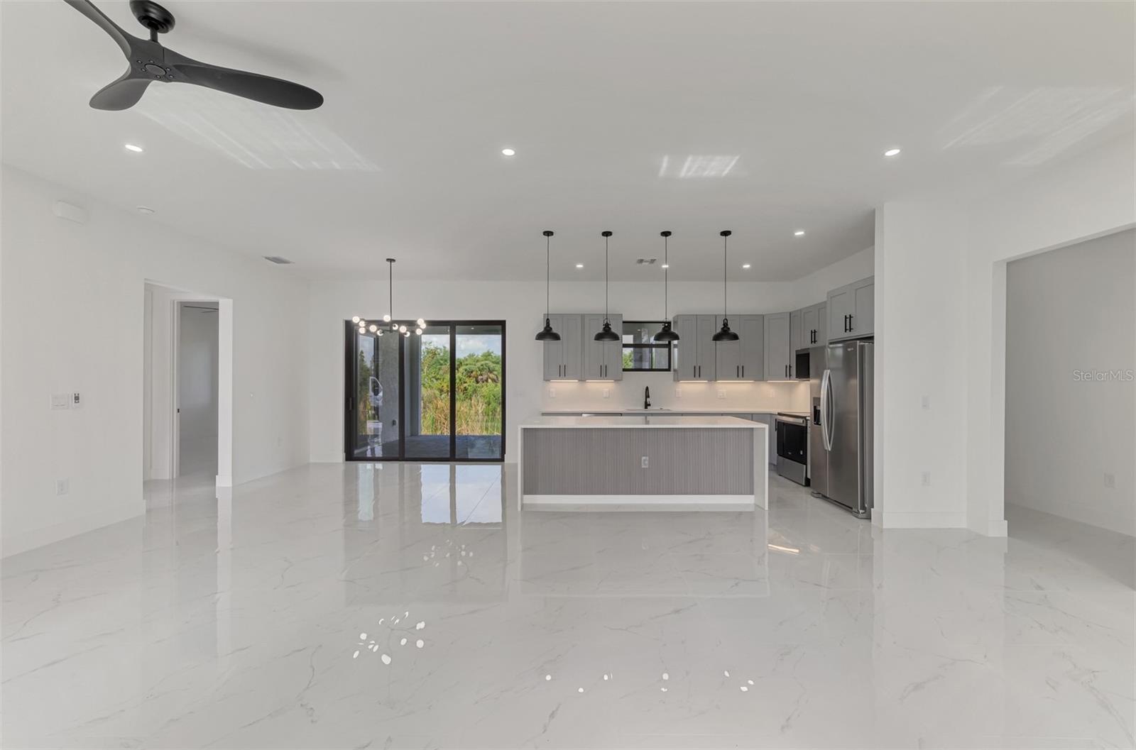 9468 ATTICA CIR, PORT CHARLOTTE, FL — photo 11