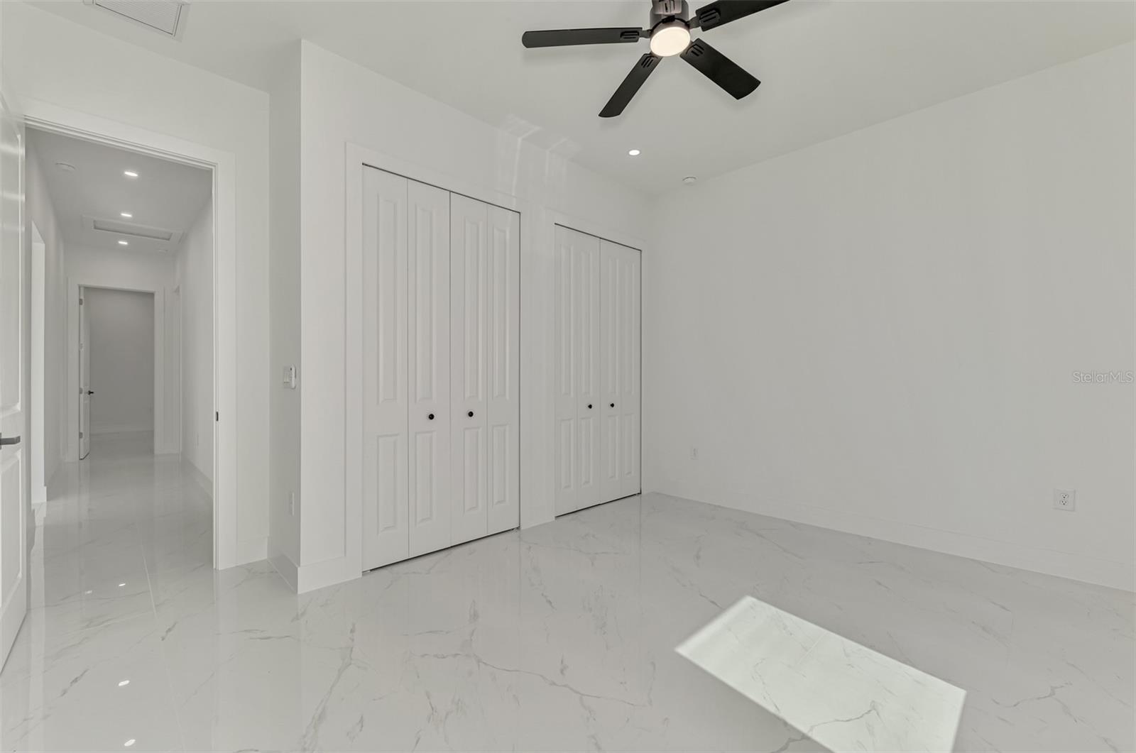 9468 ATTICA CIR, PORT CHARLOTTE, FL — photo 44
