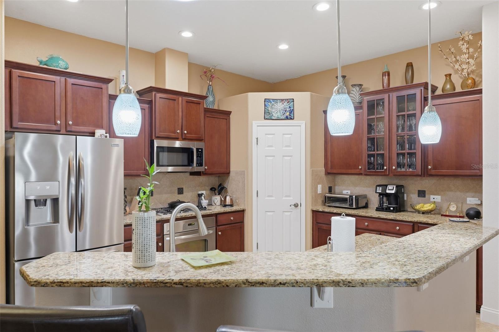 2732 DEVONOAK BLVD, LAND O LAKES, FL — photo 7