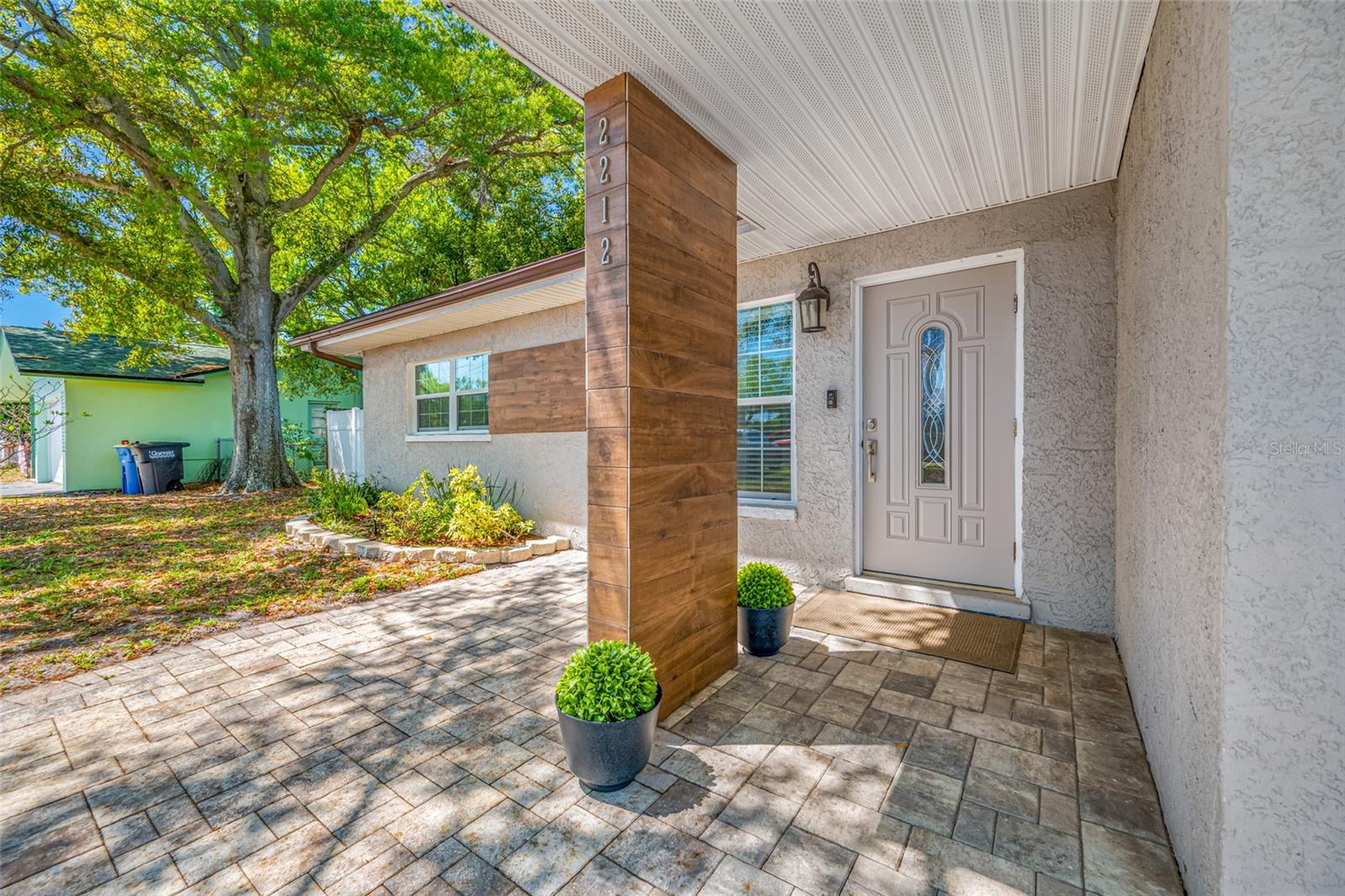 2212 NE COACHMAN RD, CLEARWATER, FL — photo 11