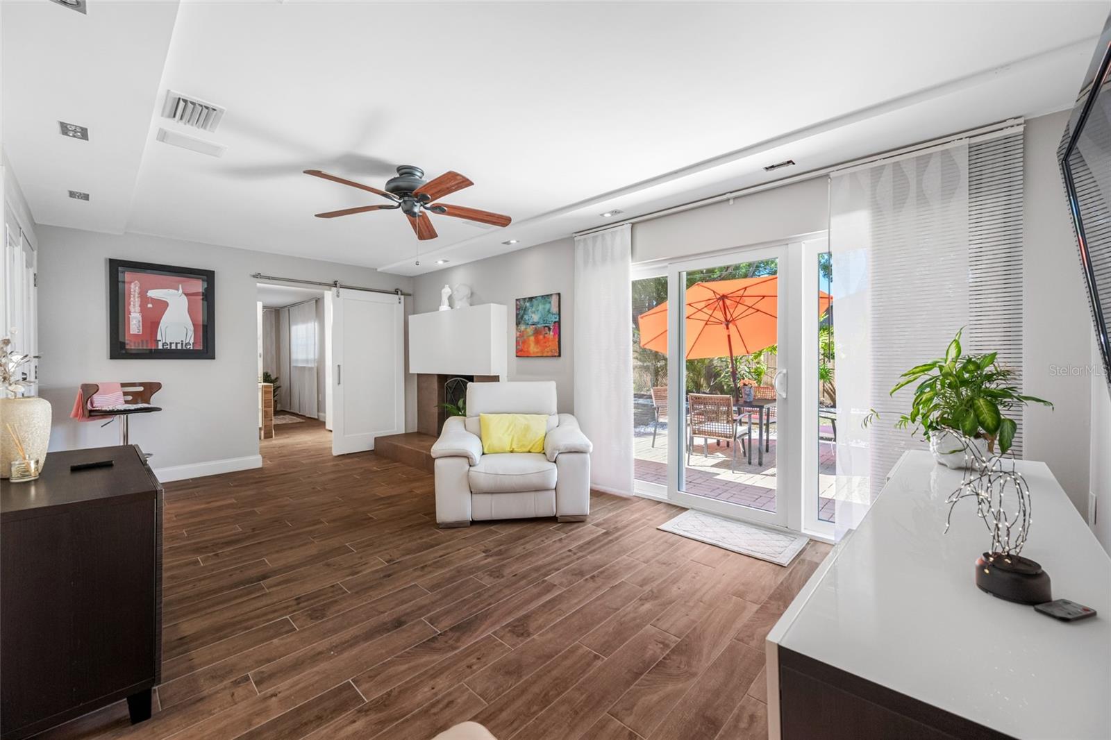 2212 NE COACHMAN RD, CLEARWATER, FL — photo 28