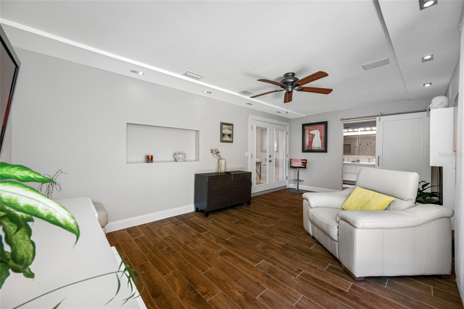 2212 NE COACHMAN RD, CLEARWATER, FL — photo 29