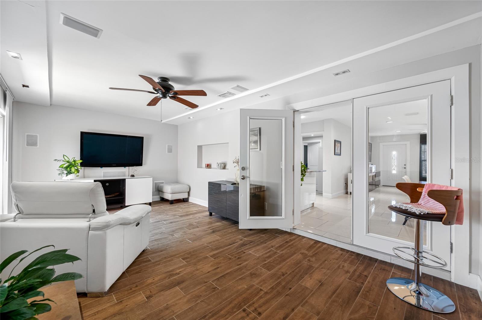 2212 NE COACHMAN RD, CLEARWATER, FL — photo 30