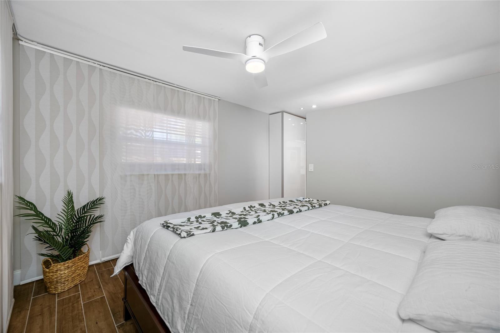 2212 NE COACHMAN RD, CLEARWATER, FL — photo 37