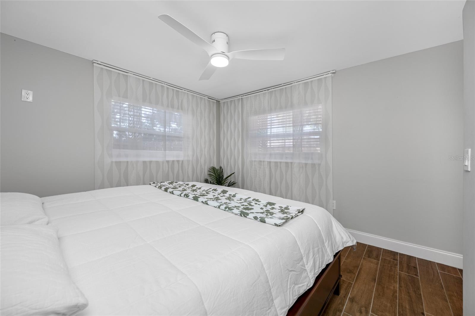 2212 NE COACHMAN RD, CLEARWATER, FL — photo 38