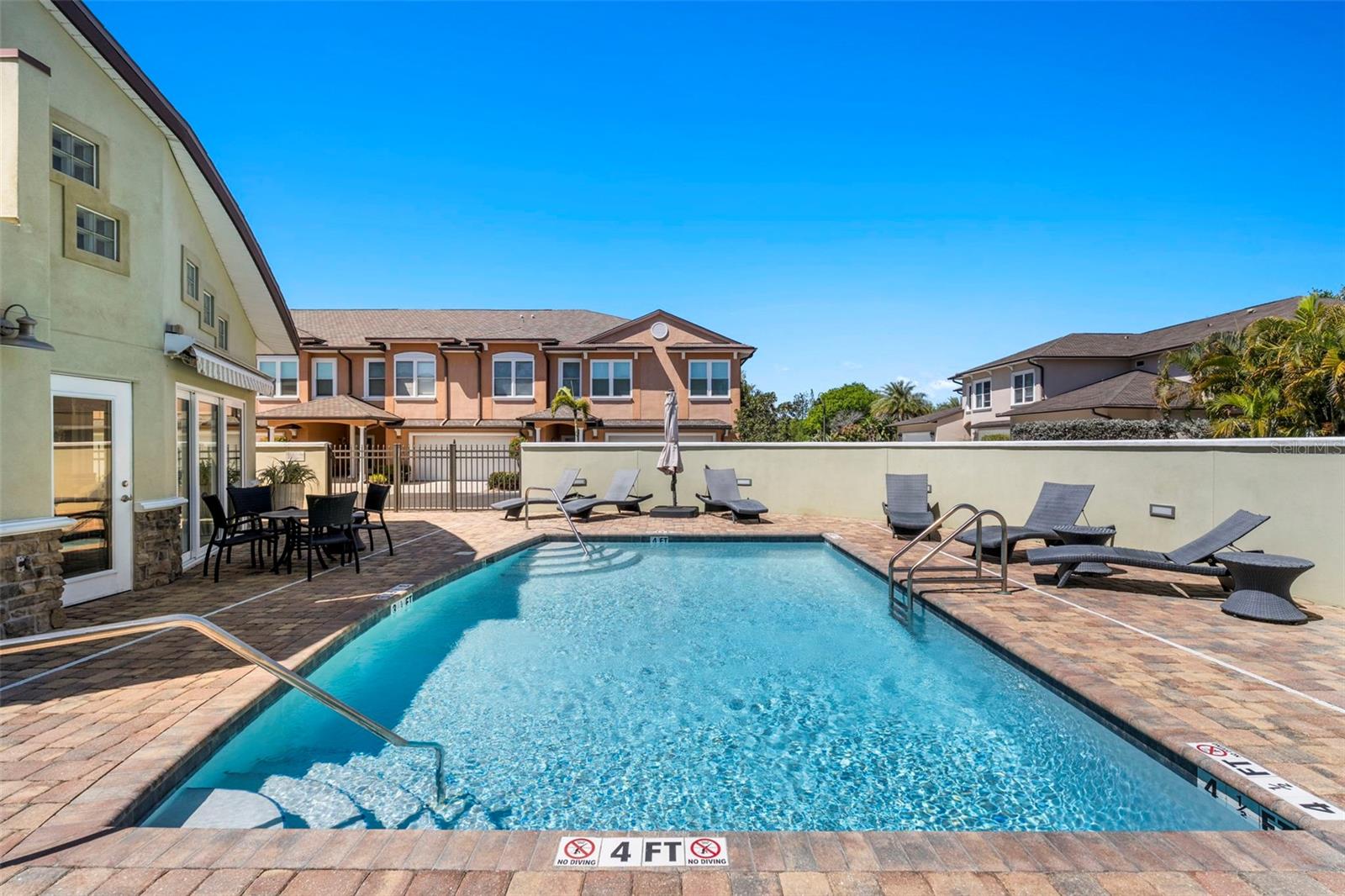 771 DATE PALM LN, ST PETERSBURG, FL — photo 2