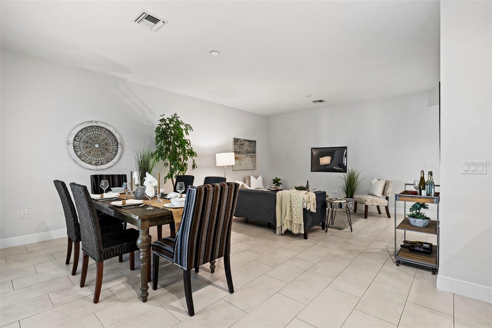 771 DATE PALM LN, ST PETERSBURG, FL — photo 8