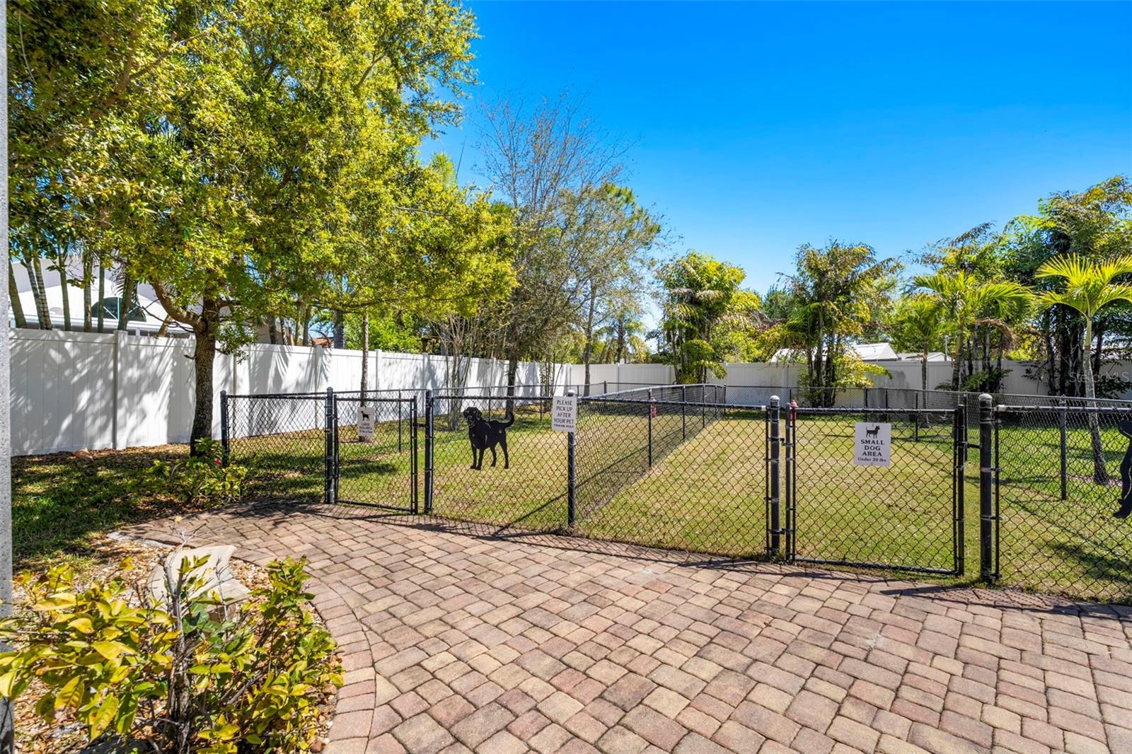 771 DATE PALM LN, ST PETERSBURG, FL — photo 40