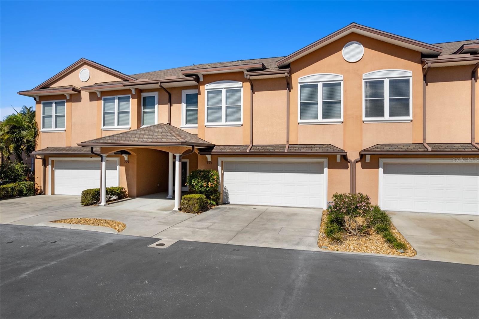 771 DATE PALM LN, ST PETERSBURG, FL — photo 46
