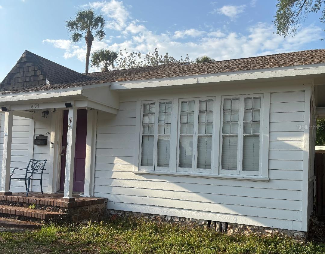 2601 W CLEVELAND ST, TAMPA, FL — photo 3