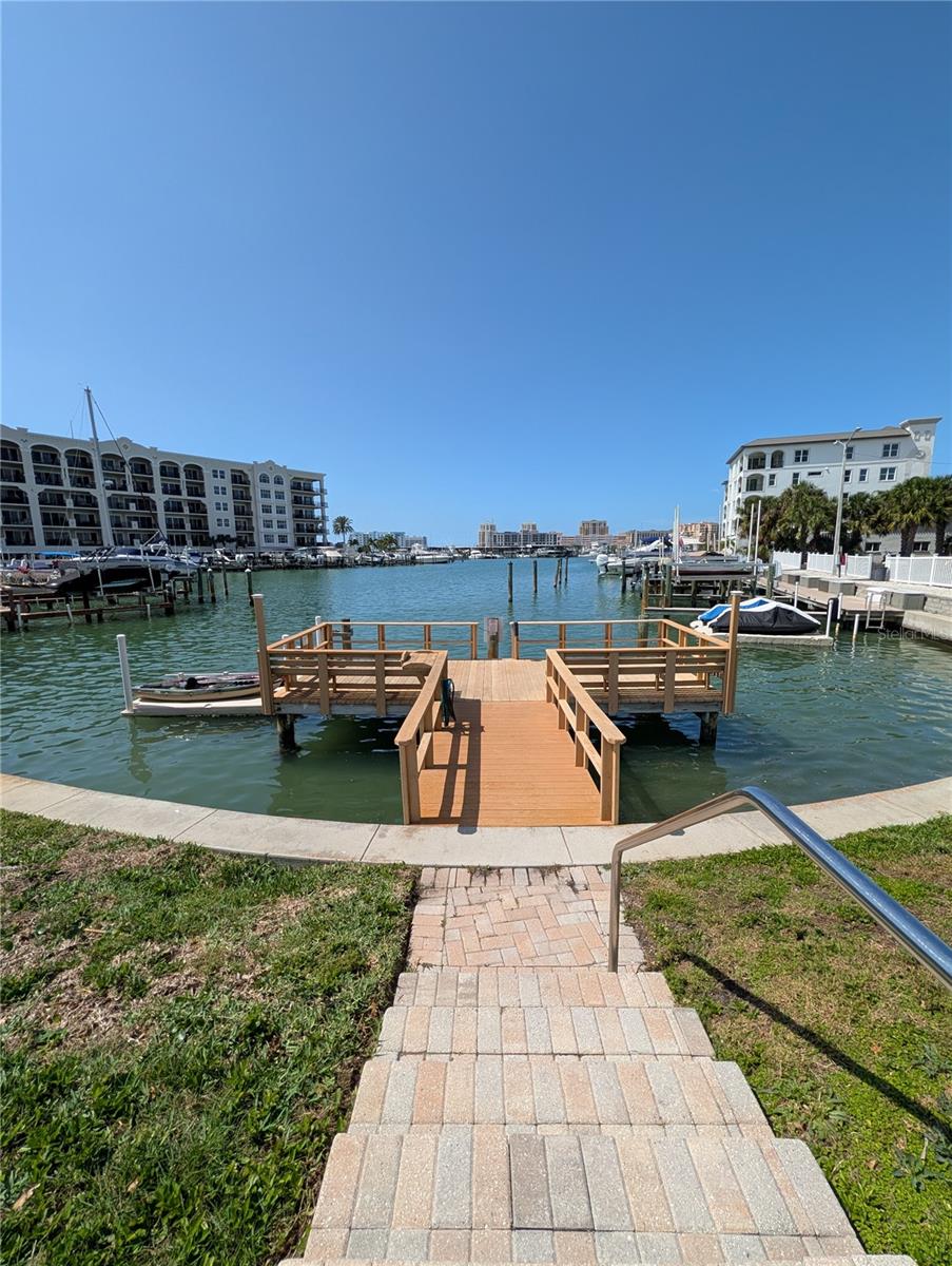255 DOLPHIN PT #505, CLEARWATER BEACH, FL — photo 2