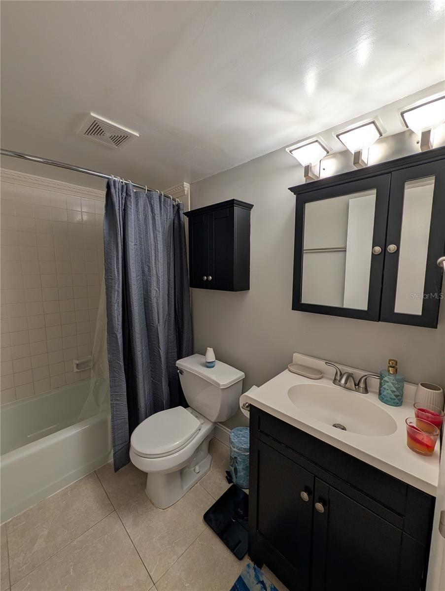 255 DOLPHIN PT #505, CLEARWATER BEACH, FL — photo 9