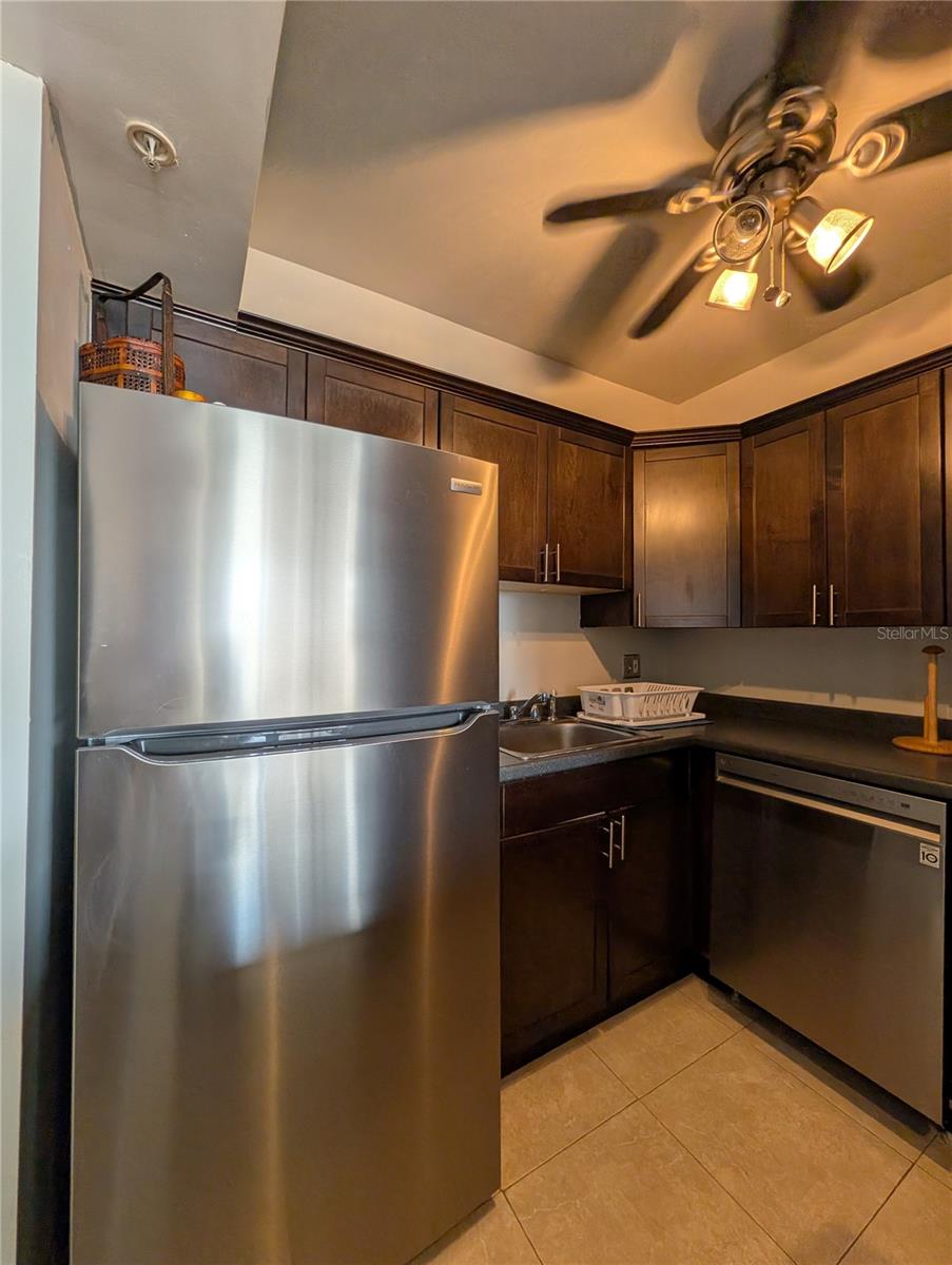 255 DOLPHIN PT #505, CLEARWATER BEACH, FL — photo 20