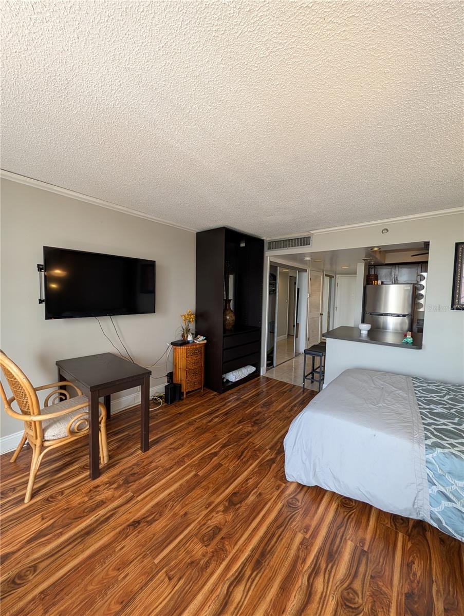 255 DOLPHIN PT #505, CLEARWATER BEACH, FL — photo 23