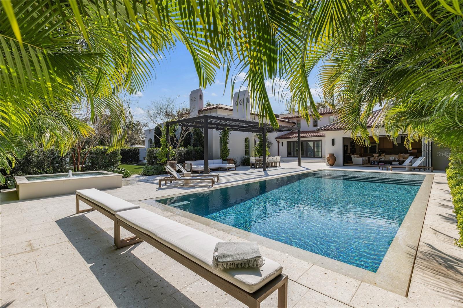 416 BRIGHTWATERS BLVD NE, ST PETERSBURG, FL — photo 37