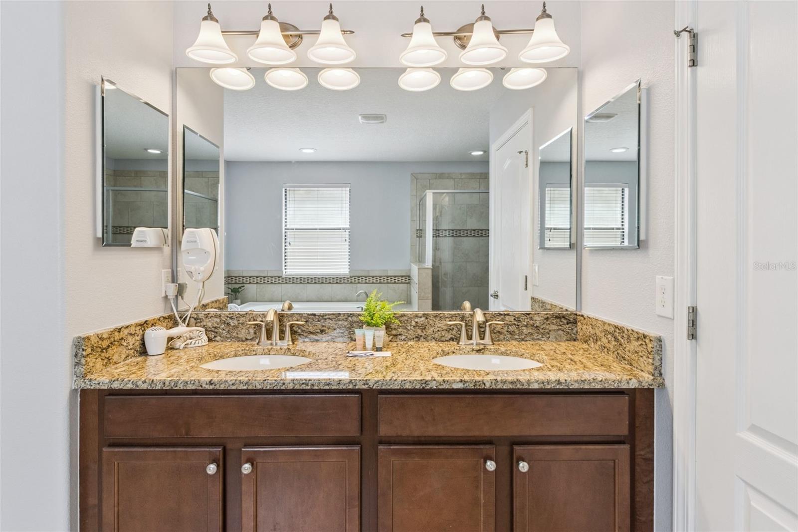 9027 SHADOW MOUNTAIN ST, DAVENPORT, FL — photo 35