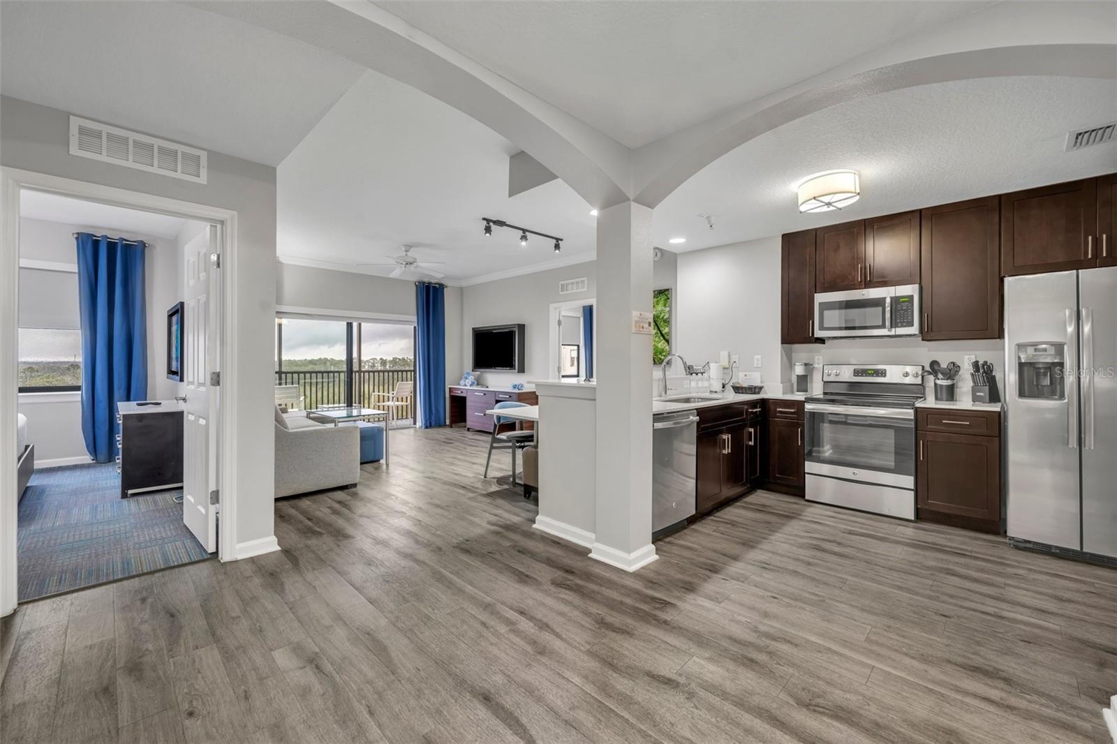 14501 GROVE RESORT AVE #1703, WINTER GARDEN, FL — photo 4