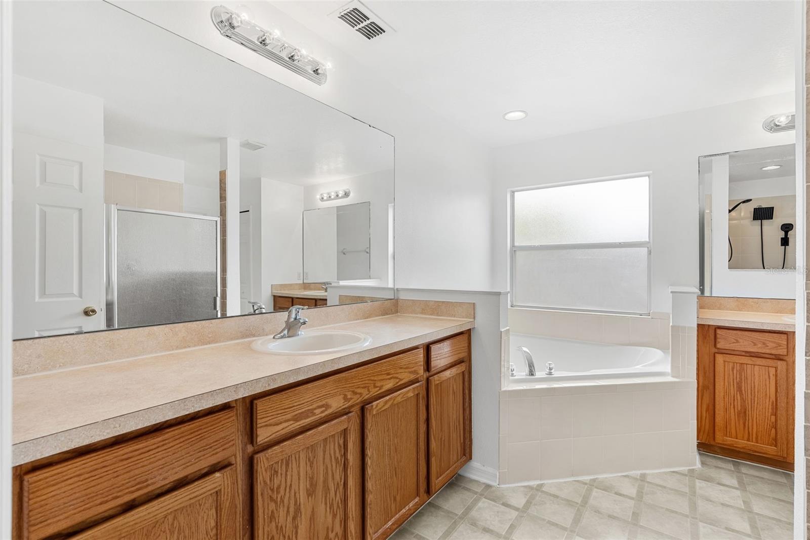 13616 HIDDEN FOREST CIR, ORLANDO, FL — photo 29