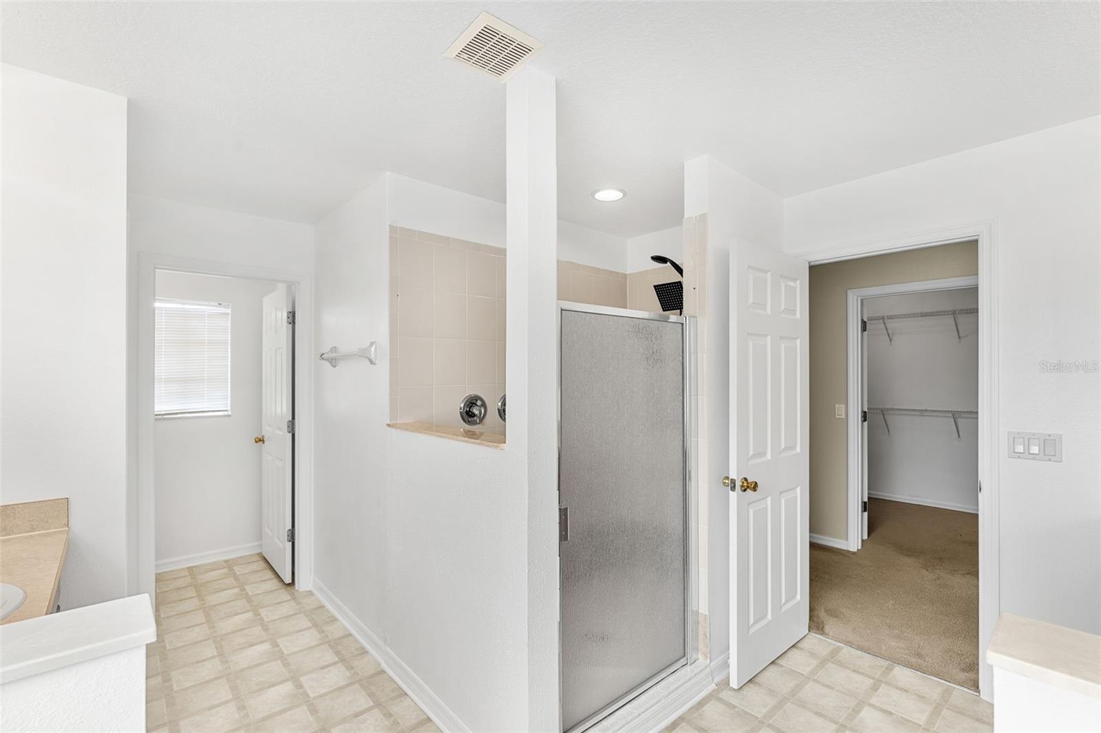 13616 HIDDEN FOREST CIR, ORLANDO, FL — photo 32