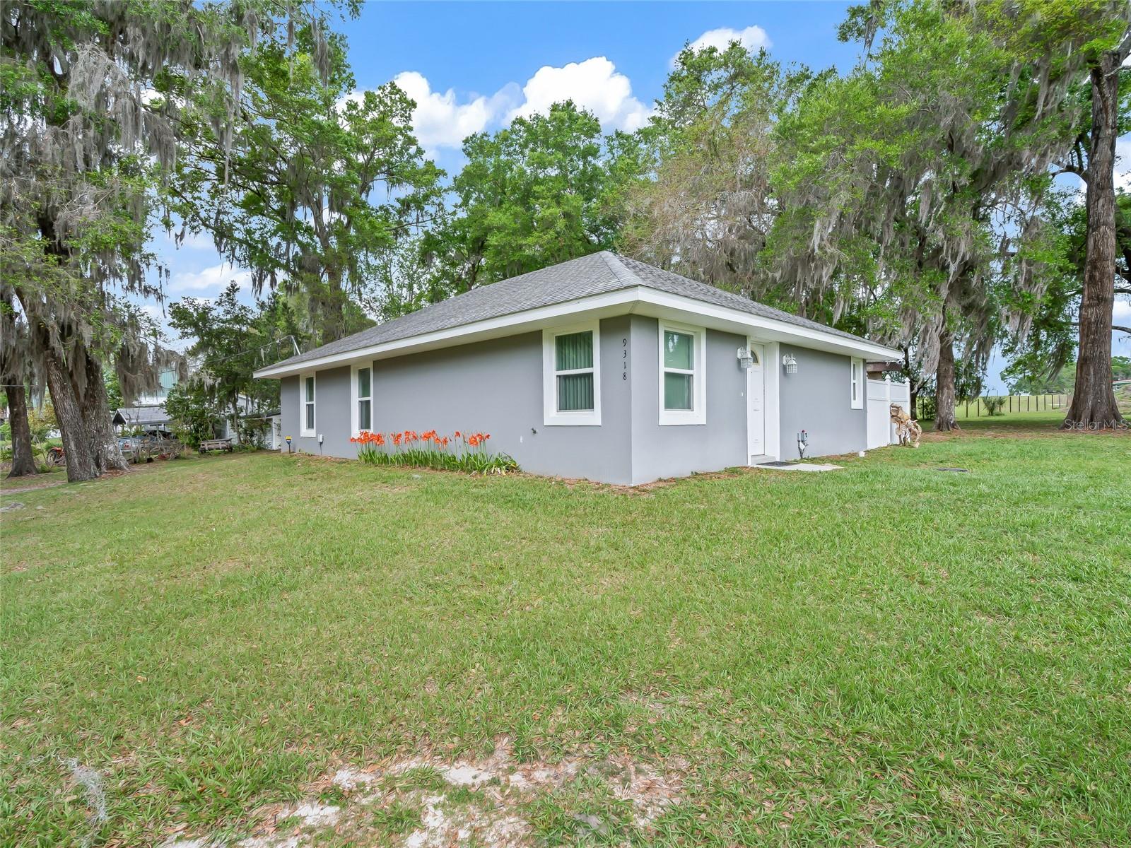 9318 CR 649, BUSHNELL, FL