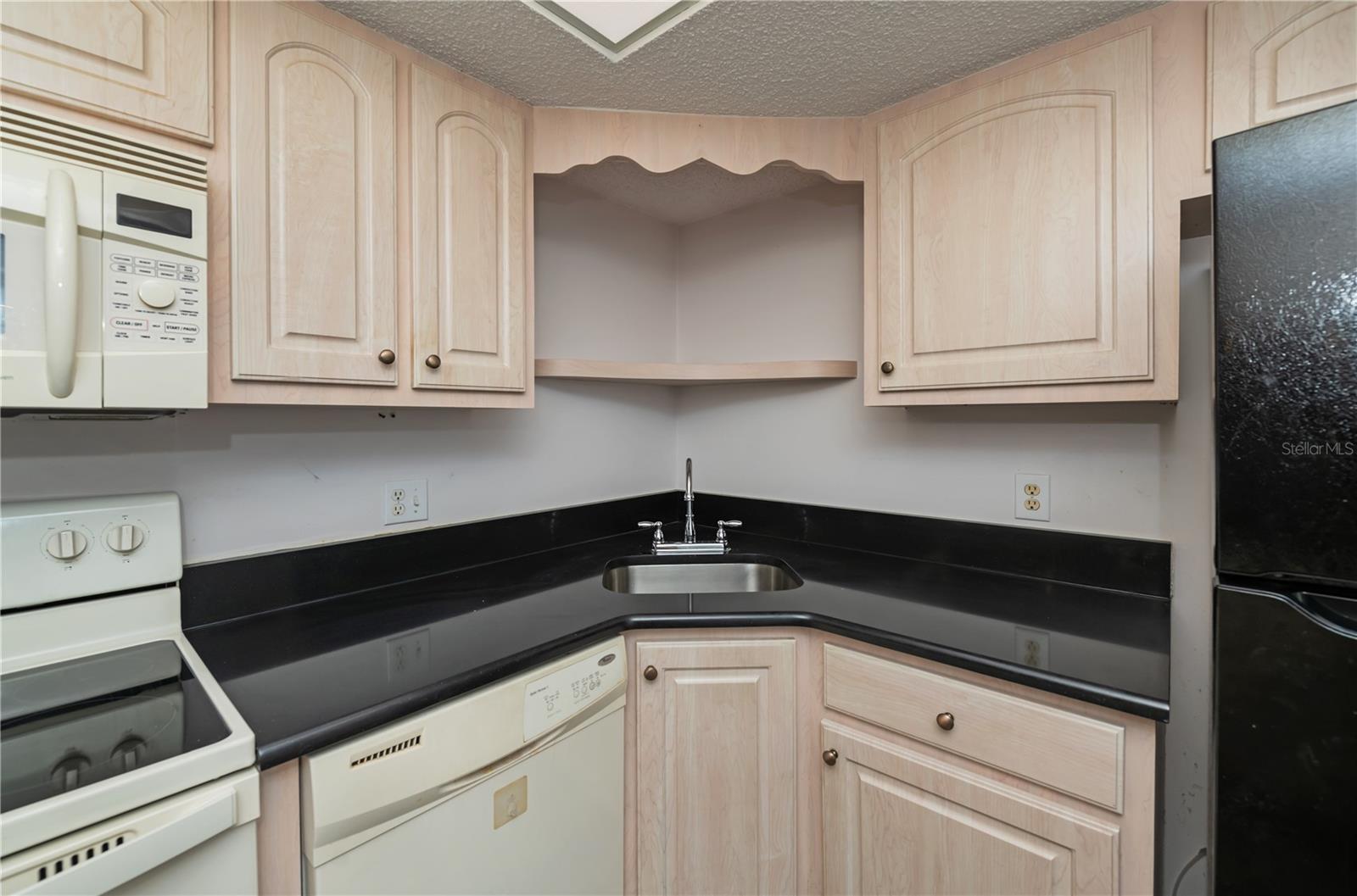 1515 FORREST NELSON BLVD #L105, PORT CHARLOTTE, FL — photo 19