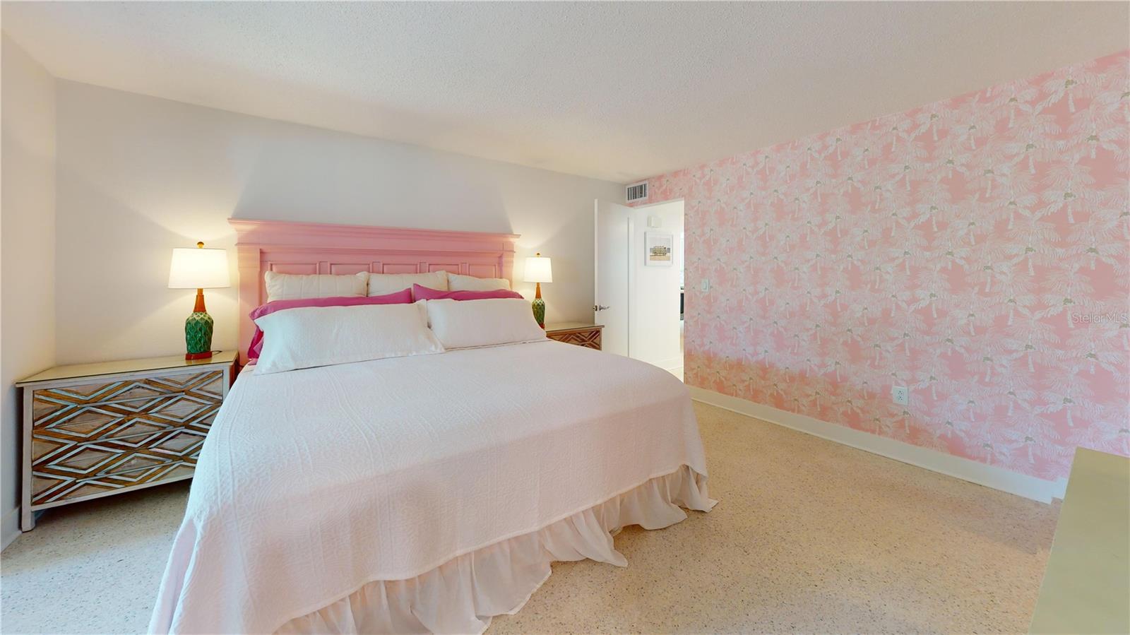 718 SPANISH DR N, LONGBOAT KEY, FL — photo 10