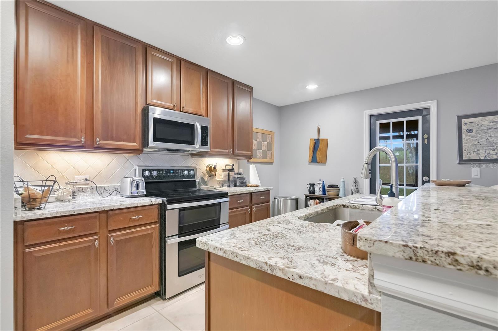 21714 BELGIAN CT, MOUNT DORA, FL — photo 22